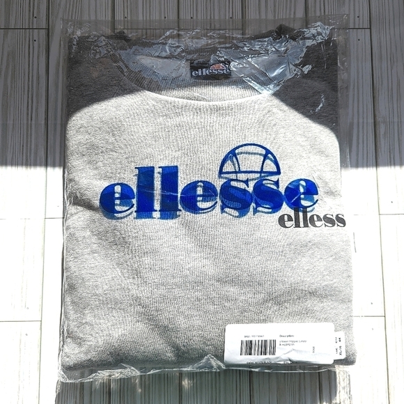 Ellesse Cropped Sweater and Shorts Co-Ord Set in Gray and Black Size 12 NWT - Picture 6 of 7